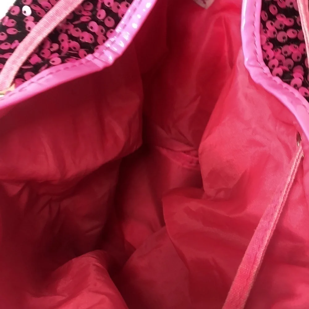 JUSTICE | Girls JUSTICE Hot Pink Sequin + Black Drawstring Backpack 🎒